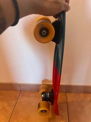 Patinete skate infantil con protecciones
