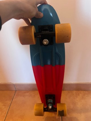 Patinete skate infantil con protecciones