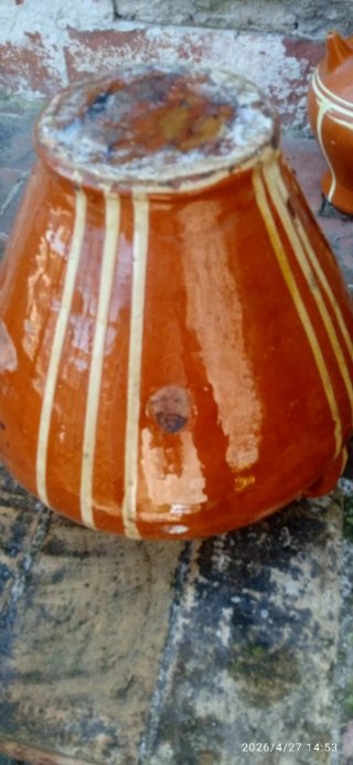 Tinaja antigua La Bisbal. Boca 20cm Alt.38.