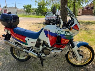 Honda Africa Twin 750 RD04 1991