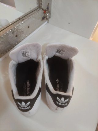 Adidas Superstar Mujer Talla 38 Dorado Blanco