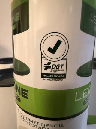 PACK 2 Baliza V16 Homologada DGT - Conectada 3.0