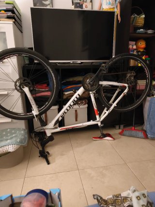 Bicicleta con frenos de disco