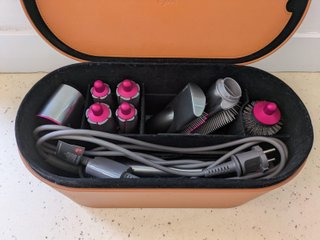 Dyson Airwrap Complete + Estuche Cuero