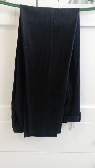 Traje Zara Chaqueta y Pantalón Negro