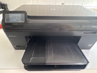 Impresora HP Negra Multifunción,