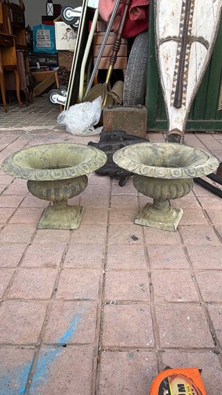 2 Maceteros de Piedra Antiguos