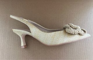 Zapato salón destalonado rafia con flor