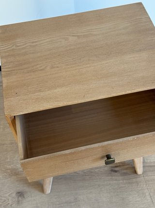 Set 2 unid Mesita de noche de madera con 3 cajones