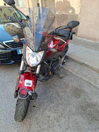 Honda NC750SA Roja 58.949 km ITV
