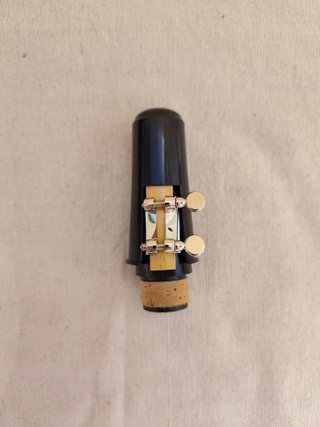 Clarinete en Sib con estuche y accesorios - Nuevo