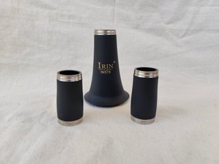 Clarinete en Sib con estuche y accesorios - Nuevo