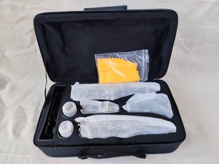 Clarinete en Sib con estuche y accesorios - Nuevo