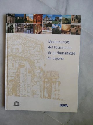 Lote de 9 libros de accionistas BBVA.