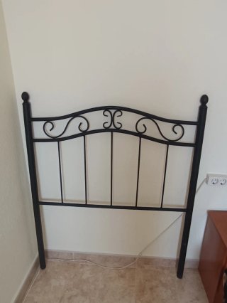 Cabecero de forja negro para cama individual