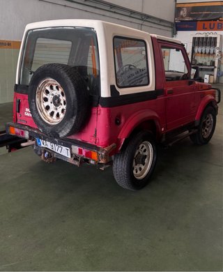 Suzuki Samurai 1990