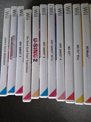Lote 21 Juegos Wii PAL con Manual -75 € Lote