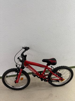 Bicicleta Conor 18 con ruedines