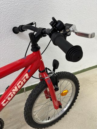 Bicicleta Conor 18 con ruedines