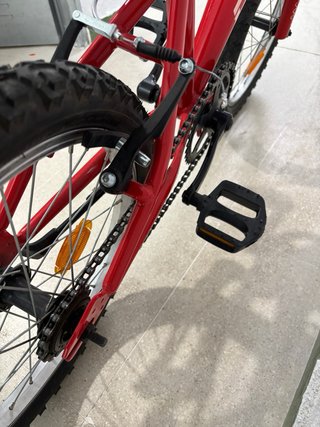 Bicicleta Conor 18 con ruedines