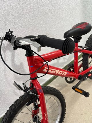 Bicicleta Conor 18 con ruedines