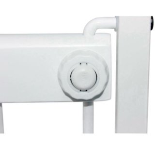 Cuna de bebé de madera blanca