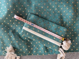 Bolso de playa con estrellas doradas