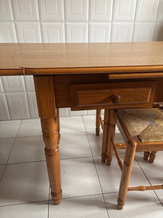 Mesa de comedor de madera extensible