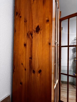 Mueble librería/boiserie madera y cristal