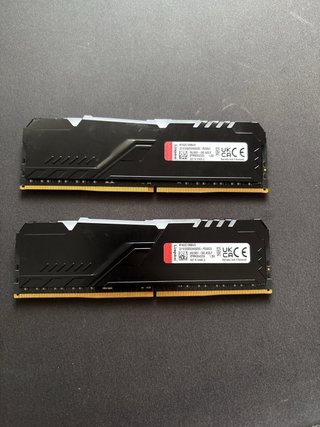 2x Kingston FURY Beast DDR4 16GB RAM
