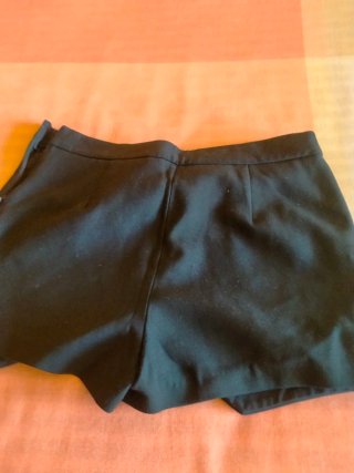 Pantalón corto negro