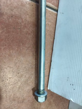 Eje basculante Honda NSR 125 JC22