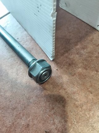 Eje basculante Honda NSR 125 JC22