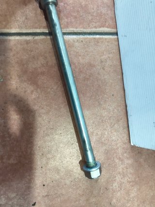 Eje basculante Honda NSR 125 JC22