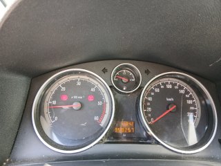 Opel zafira B 2010