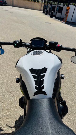 Kawasaki Z900 Muy cuidada 16.000 KM CS Project