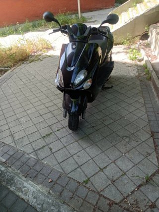 Se acepta coche como parte de pago Yamaha 125cc