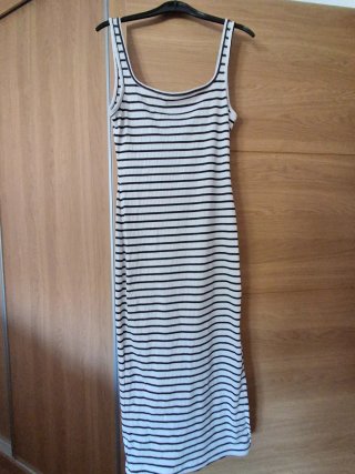 5 vestidos tallas S y XS