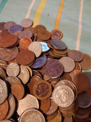 3 KG Monedas Mundiales Variadas