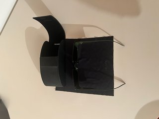 Occhiali da sole Prada neri/verdi
