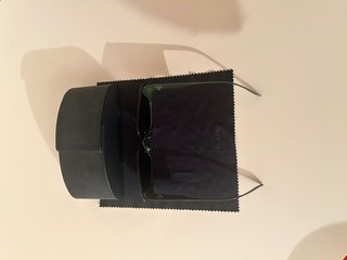 Occhiali da sole Prada neri/verdi