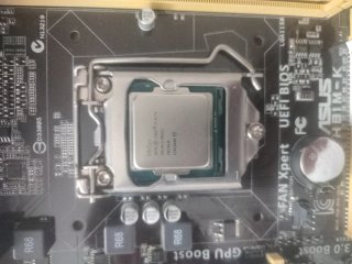 Placa Base Asus H81M-K + Intel i7 4770