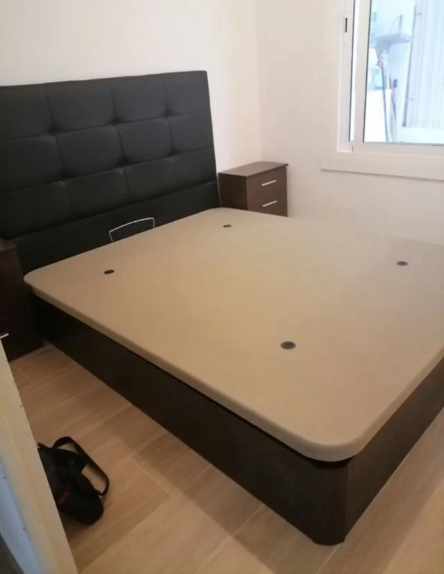 Canapés y colchones nuevos