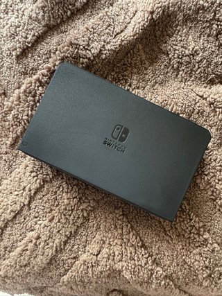 Nintendo Switch OLED nuova con accessori