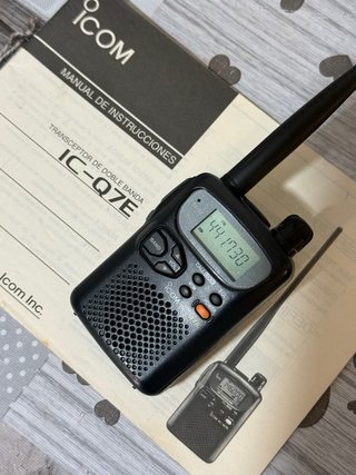ICOM IC-Q7E VHF/UHF Walkie  RX: 30-1310 MHZ