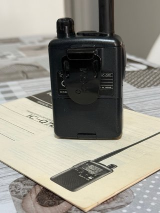 ICOM IC-Q7E VHF/UHF Walkie  RX: 30-1310 MHZ