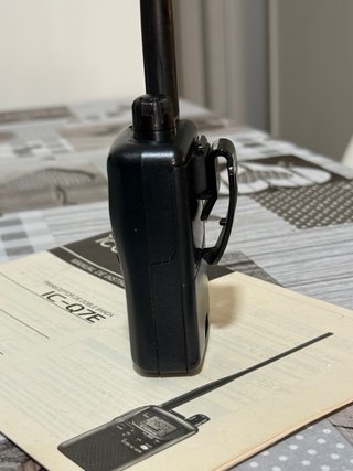 ICOM IC-Q7E VHF/UHF Walkie  RX: 30-1310 MHZ