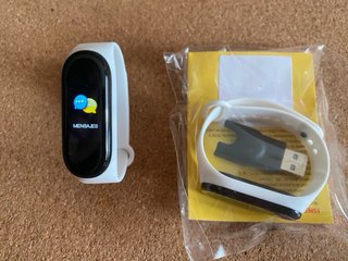 Pulsera Actividad Smartband Blanca y Negra
