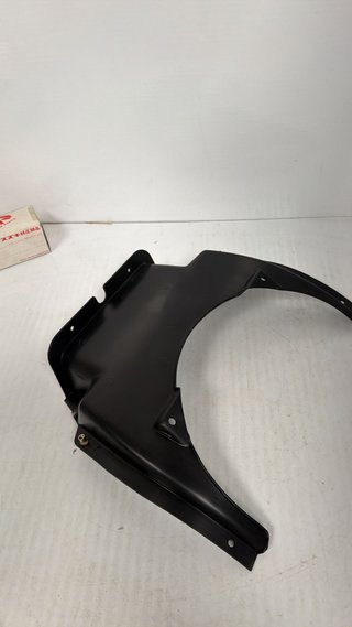 Panel cubierta superior para Suzuki, GSX-E550. Ref. 94422-43400-000