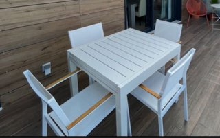 Mesa y 4 Sillas Exterior Sklum